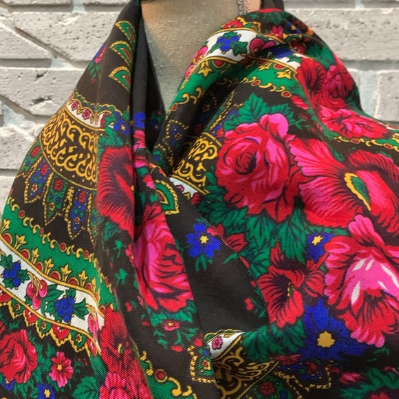 💗 POLISH Cracovian Folk Flower Pattern Wool Scarf Shawl NWOT - Picture 5 of 6
